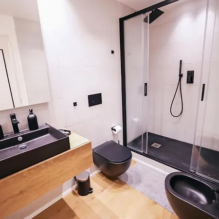 Apartment Central-luxury Free Wi-fi, Ac Genoa