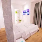 Central-luxury Free Wi-fi, Ac *