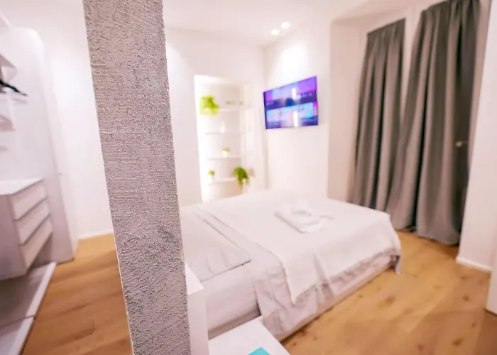 Central-luxury Free Wi-fi, Ac *