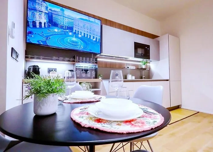 Central-luxury Free Wi-fi, Ac * جنوة