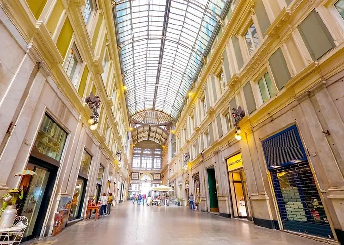 Central-luxury Free Wi-fi, Ac Apartamento *