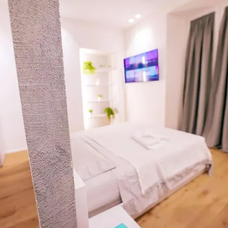 Central-luxury Free Wi-fi, Ac *